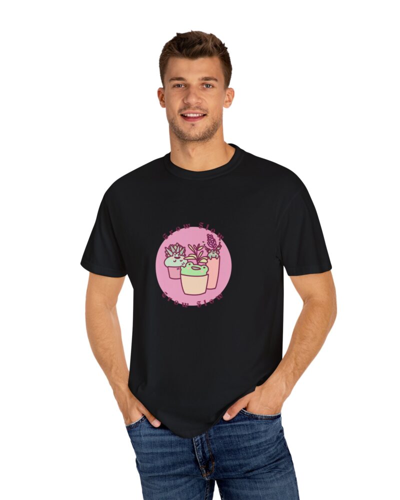 Grow Slow T-shirt - Unisex