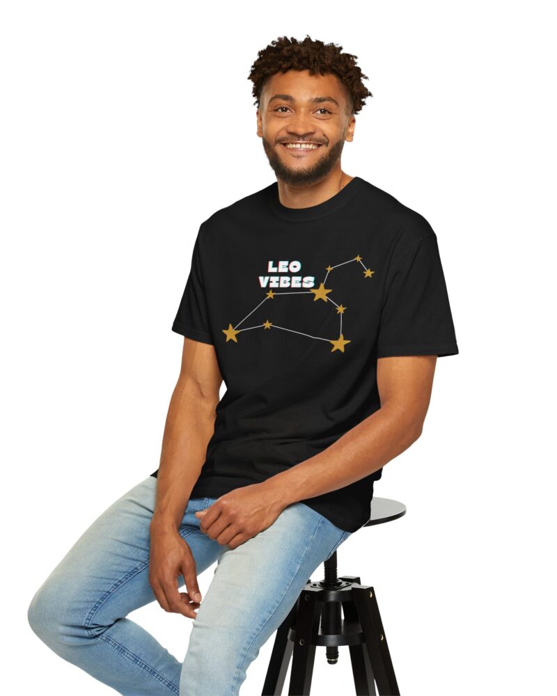 Leo Vibes T-shirt - Unisex