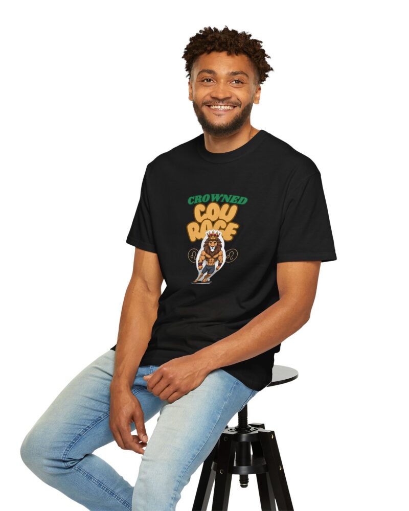 Crowned Courage T-shirt - Unisex