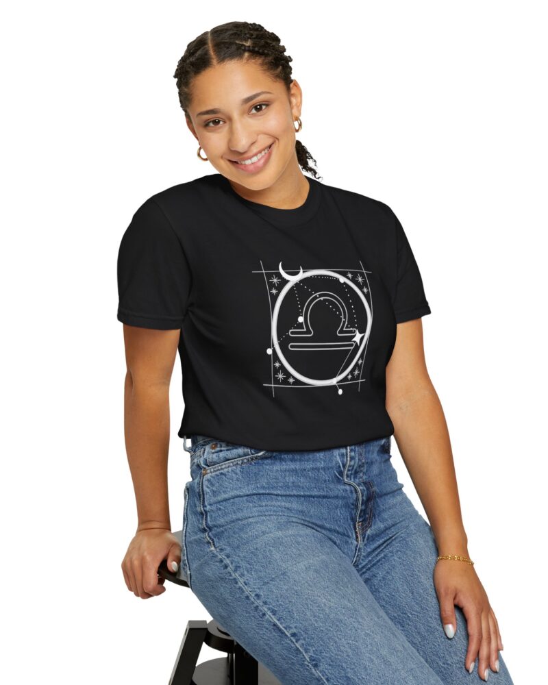Libra Constellation T-shirt - Unisex