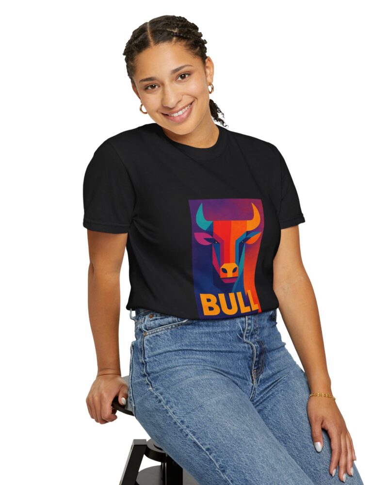 Bull Abstract Taurus T-shirt - Unisex
